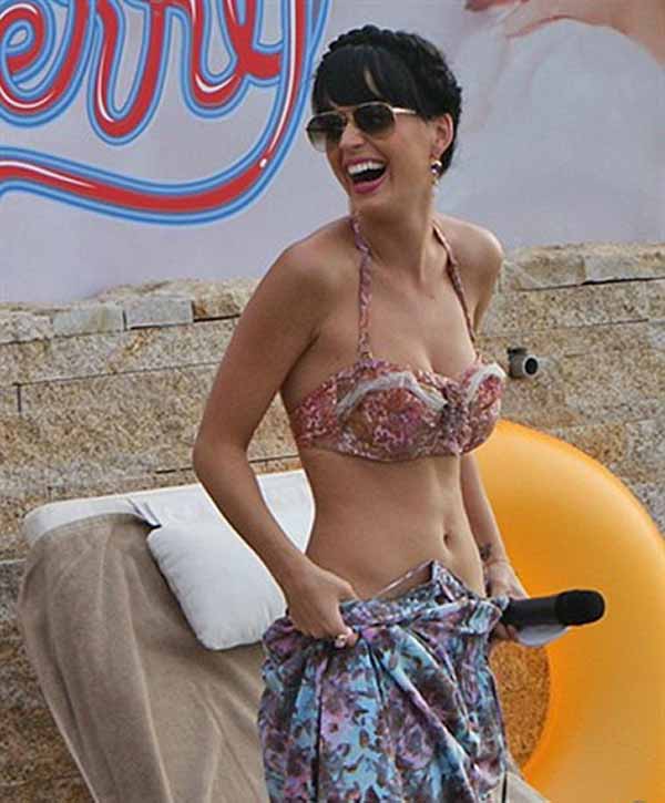 Katy Perrybikini  on a beach
