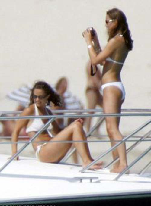Pippa and Kate Middleton bikini photo Ibiza